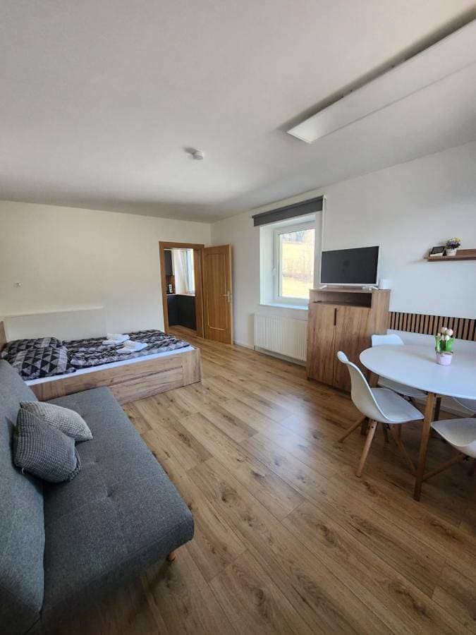 Foto 5 von 16: One-Bedroom Apartment