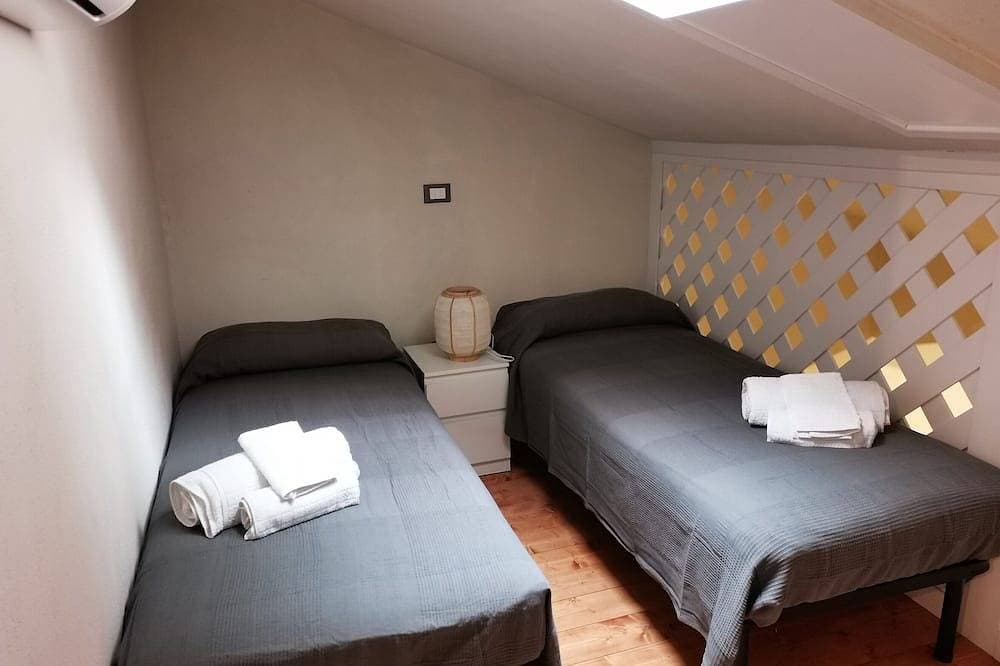 Foto 5 von 30: Charmantes, neu renoviertes Ferienhaus am Meer mit Garten