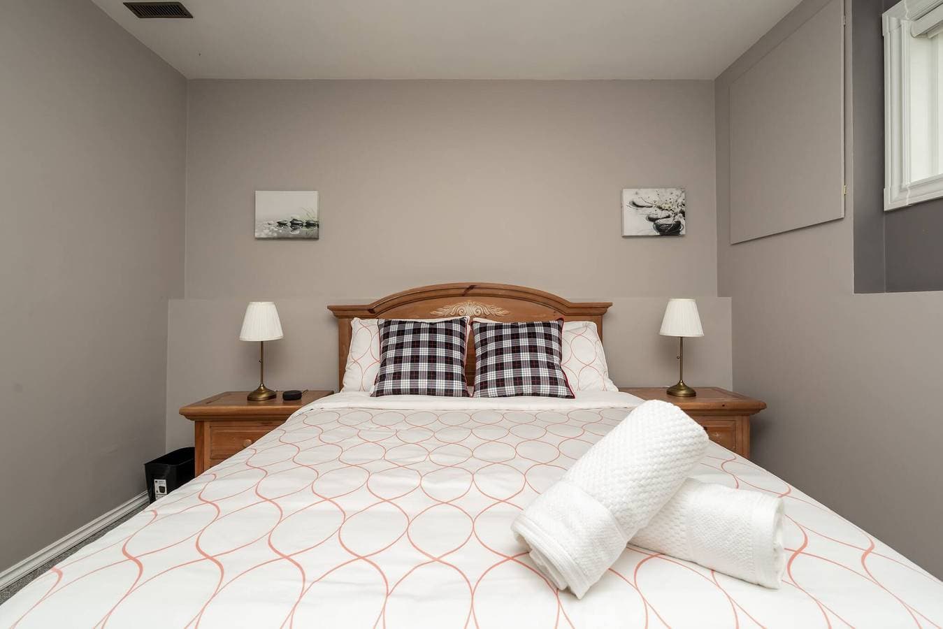 Großzügige Oasis Suite mit 2 Schlafzimmern und eigenem Eingang 1