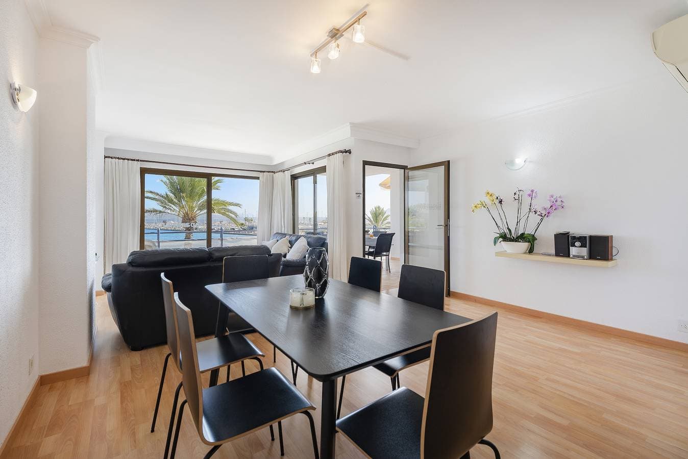 Foto 3 von 15: Ferienwohnung für 6 Personen mit Garten