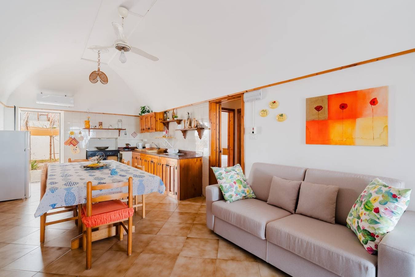 Foto 10 von 29: Villa 'Alma' mit Meerblick, privater Terrasse und Klimaanlage