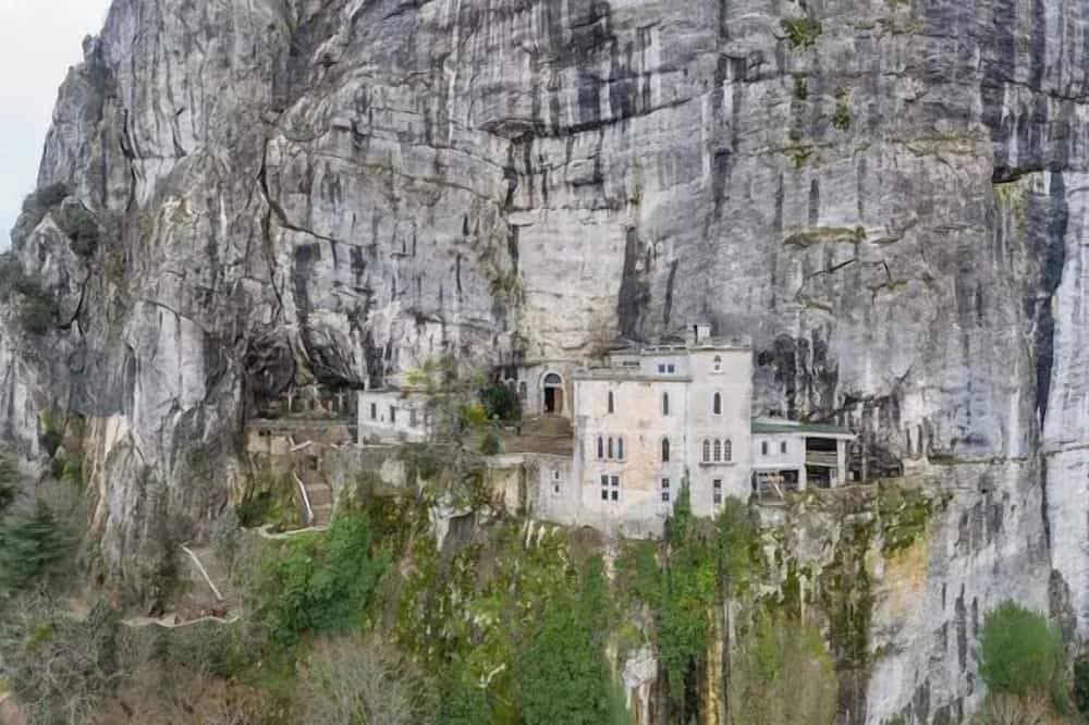 Foto 12 von 16: Agréable T2 au Coeur du Massif de la Sainte Baume