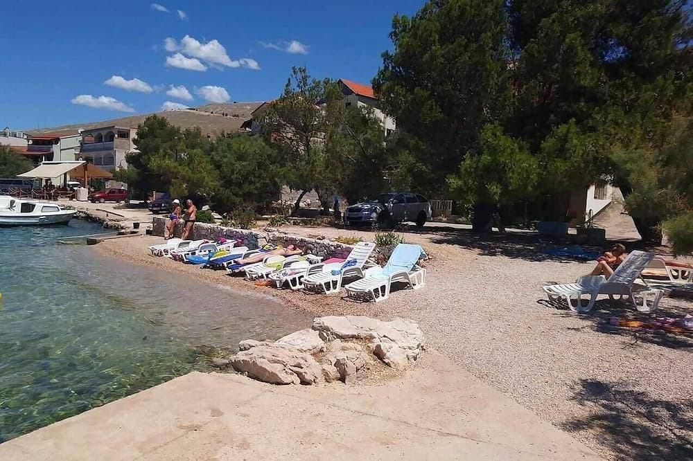 Foto 10 von 16: 1-Zimmer-Ferienwohnung mit Balkon und Meerblick Grebastica, Sibenik