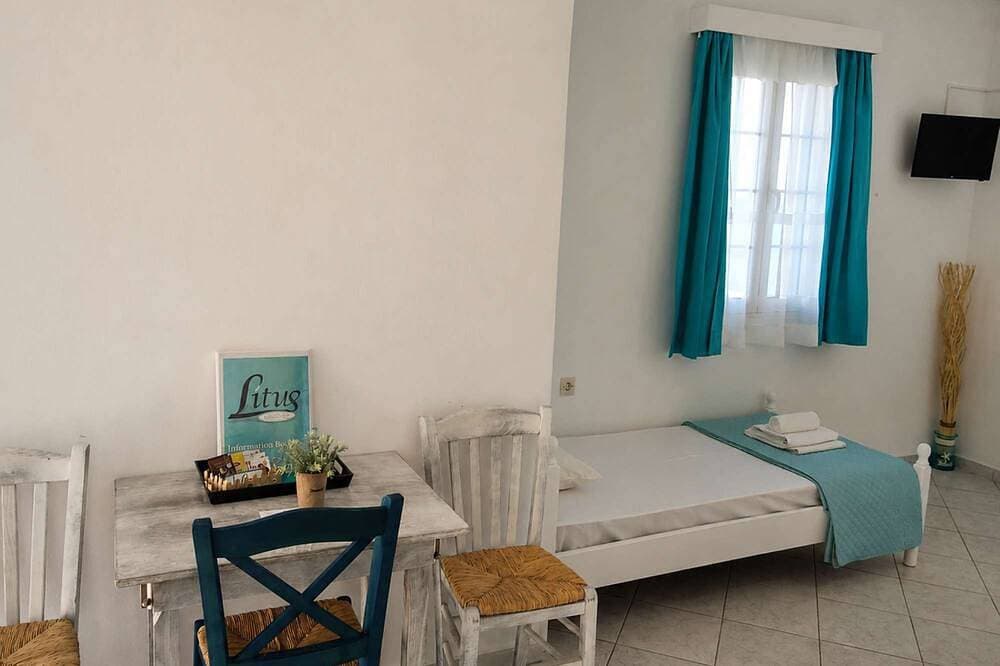Foto 2 von 6: Sea View Studios in Syros – Litus Studios