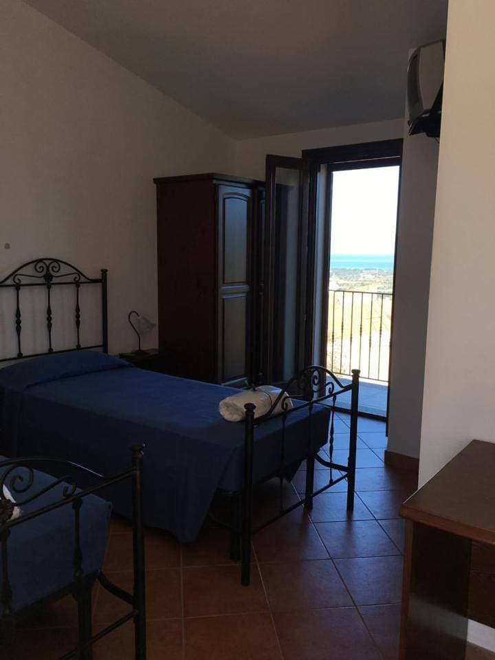 Foto 12 von 26: Budget Double or Twin Room