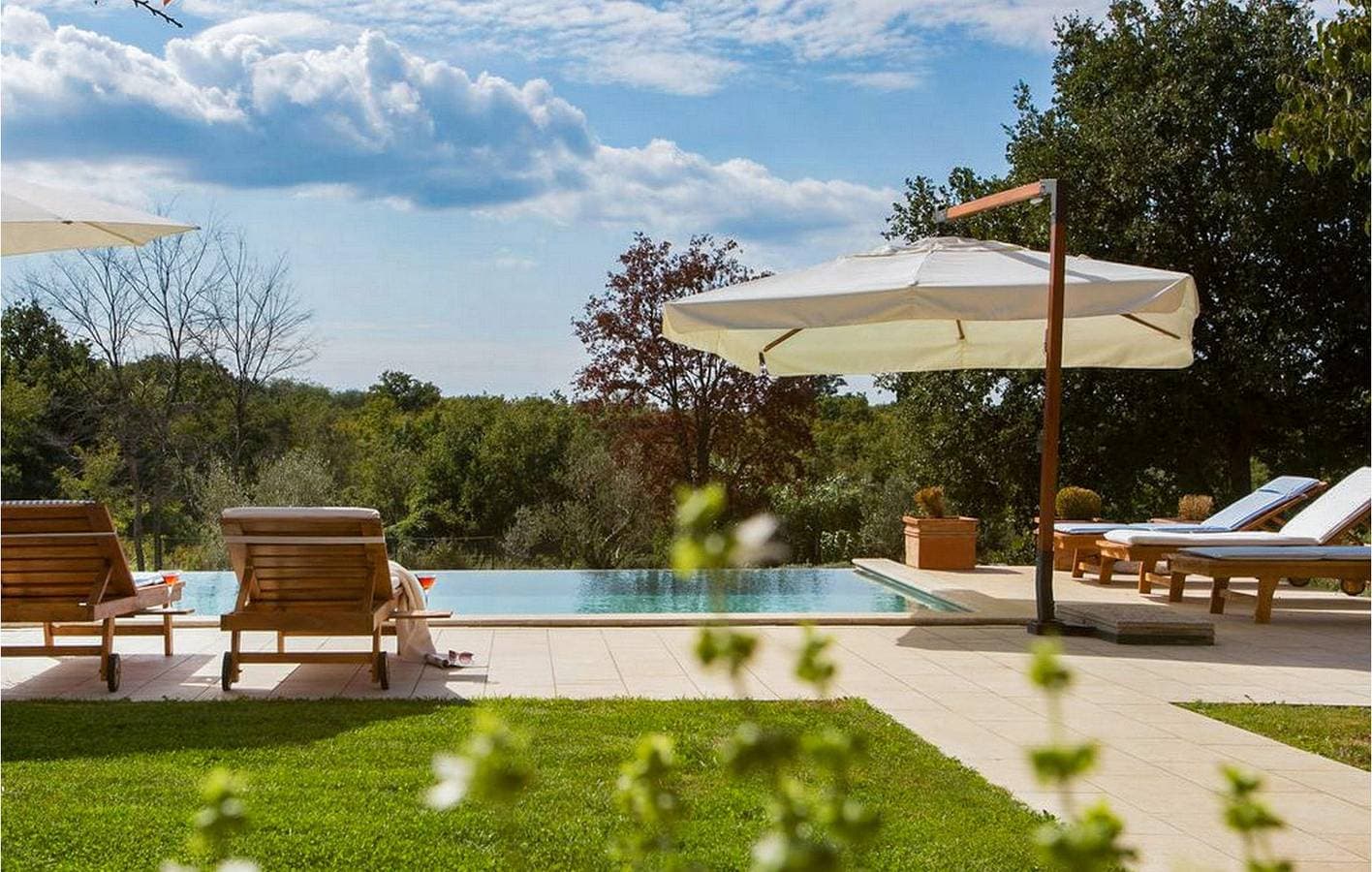 Foto 6 von 25: Reizende 1-Zimmer-Wohnung mit Pool in der Nähe des Stadtzentrums von Musalez