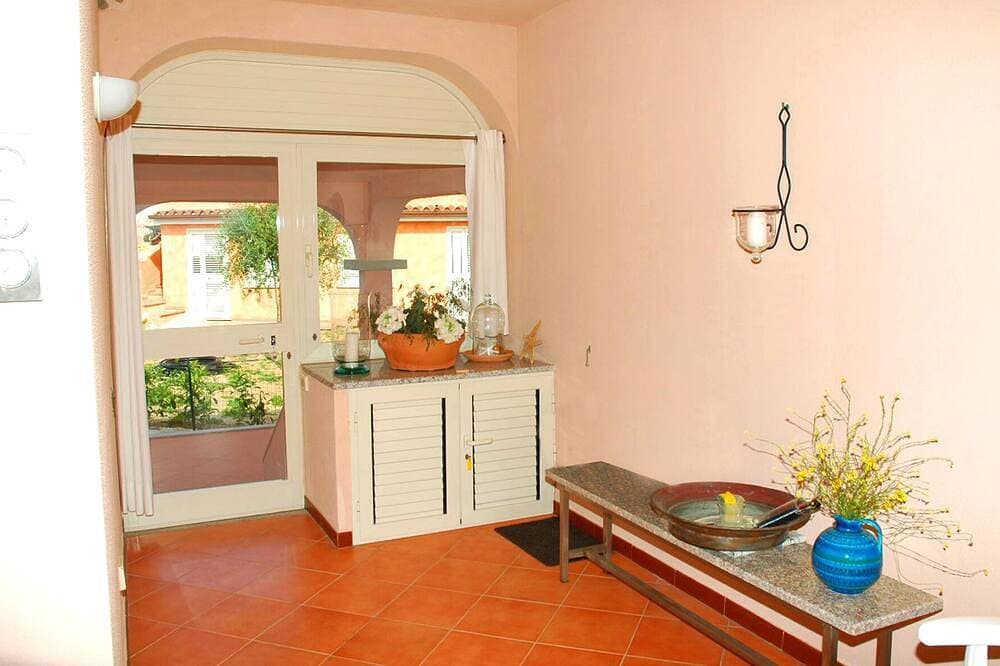 Foto 9 von 19: San Teodoro, Fantastic Wohnung mit Schwimmbad und großer Terrasse