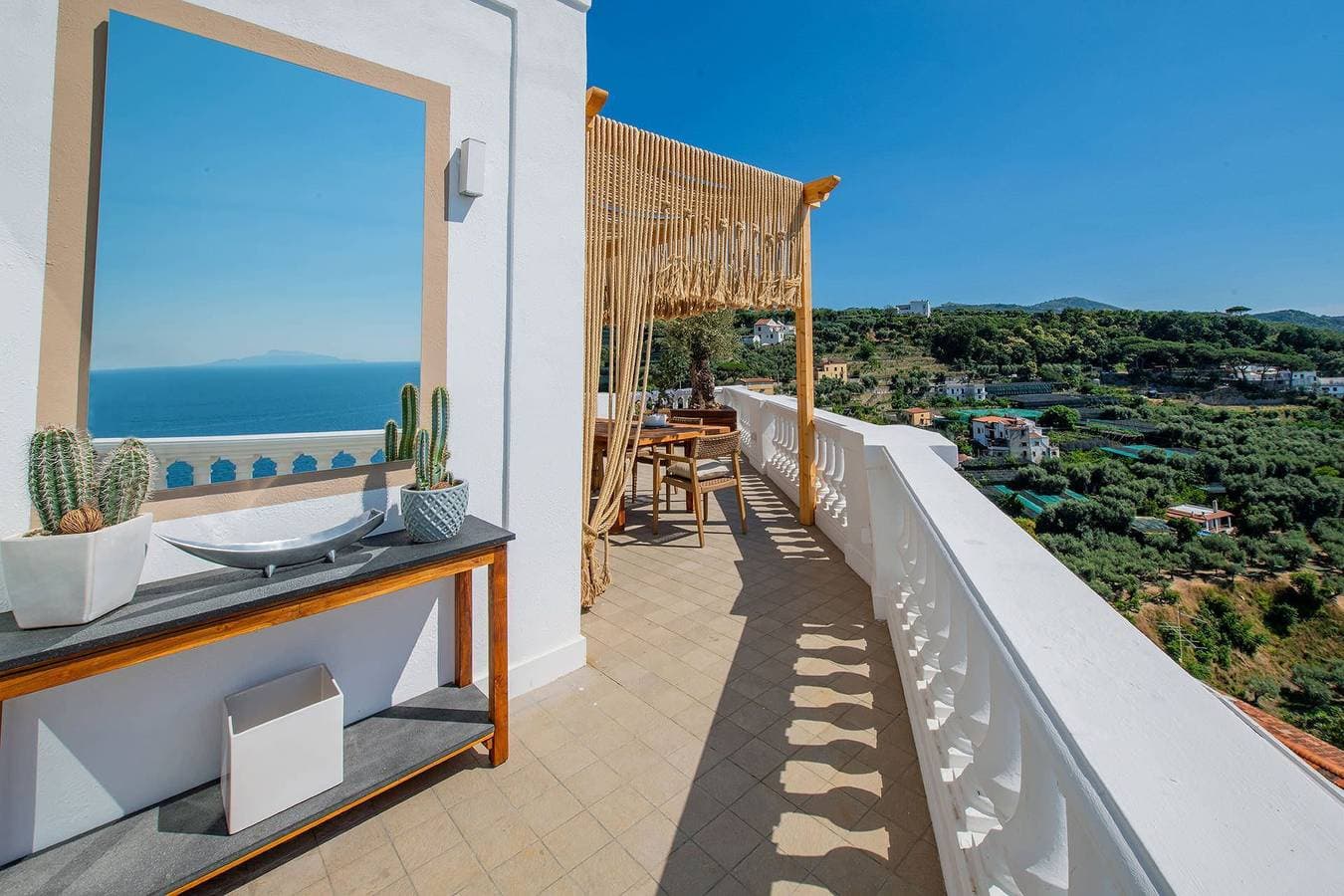 Foto 10 von 53: Villa für 5 Personen mit Terrasse