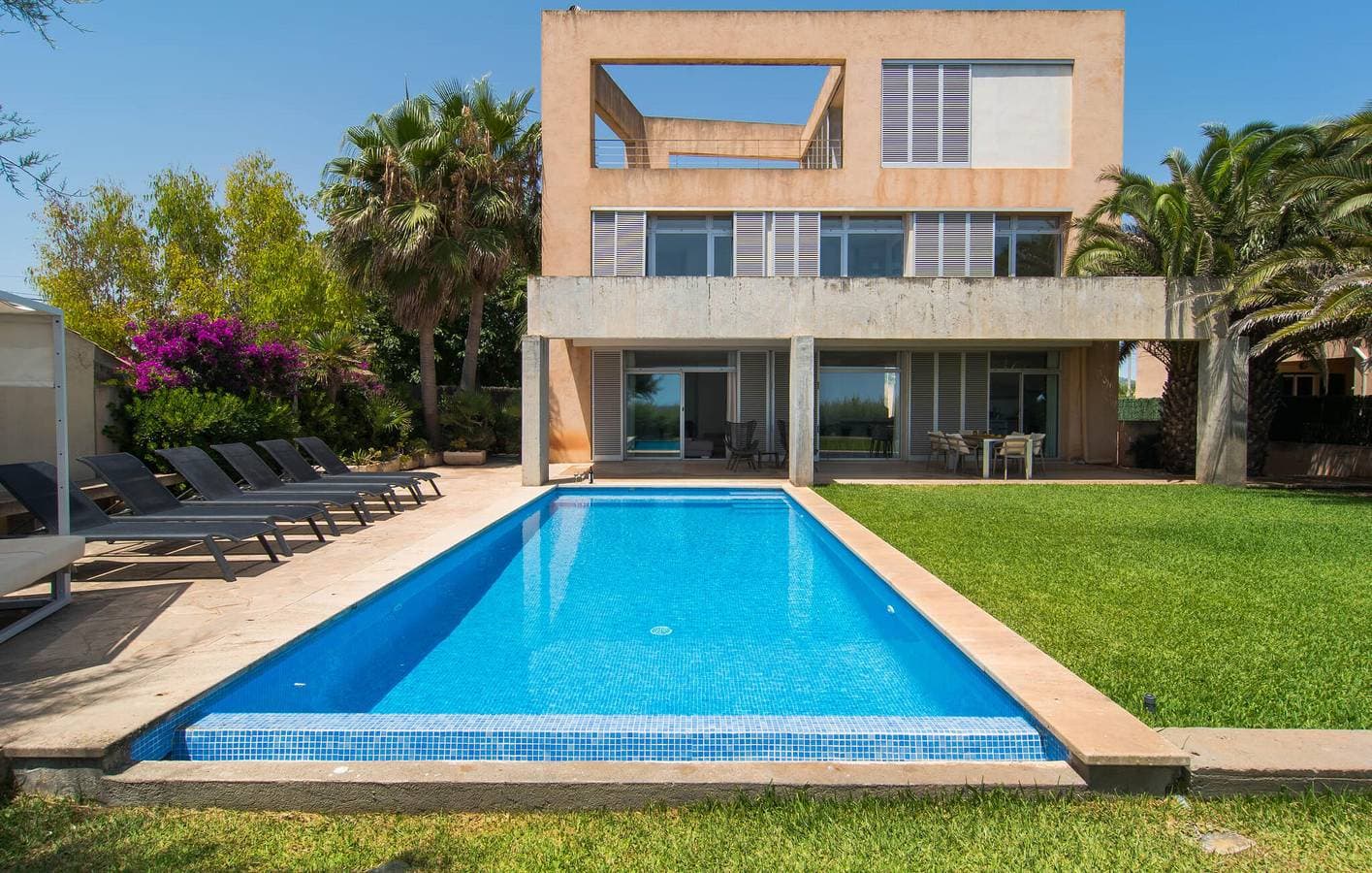 Foto 5 von 41: Apartment mit Meerblick, Pool und Terrasse, 700 m zum Strand Sa Marjal