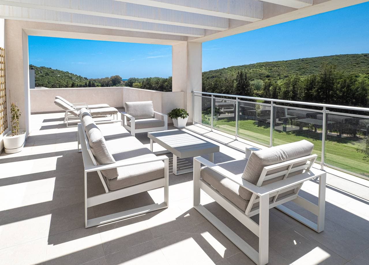Foto 5 von 26: Casares Green Penthouse 2365 Golf & Luxury