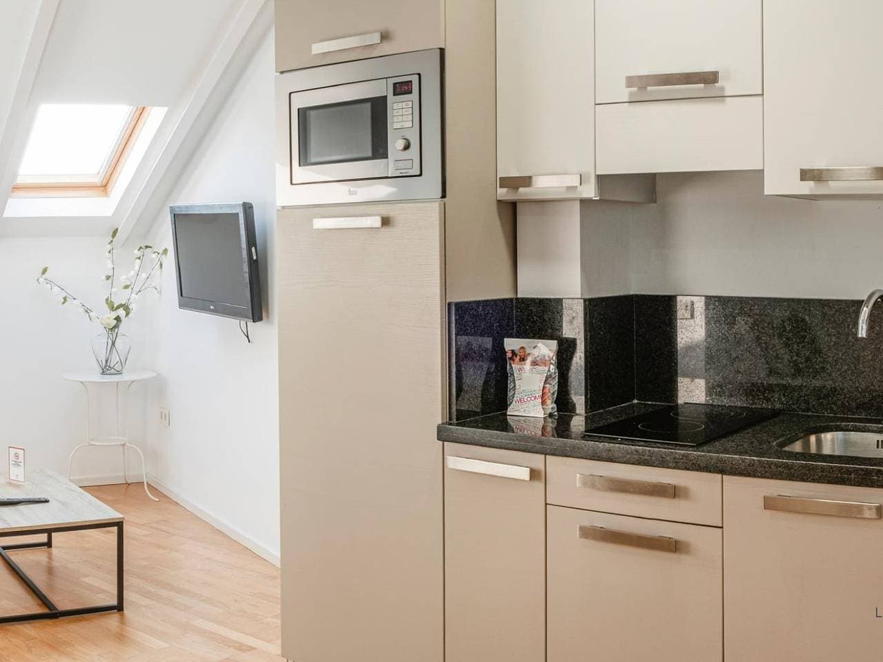 Foto 11 von 23: Ferienwohnung für 3 Personen mit Balkon/Terrasse