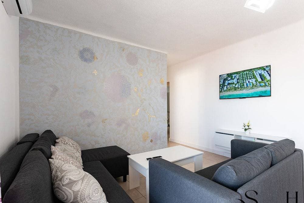 Foto 11 von 19: Bright central 2Br Stay Balcony & Sea View