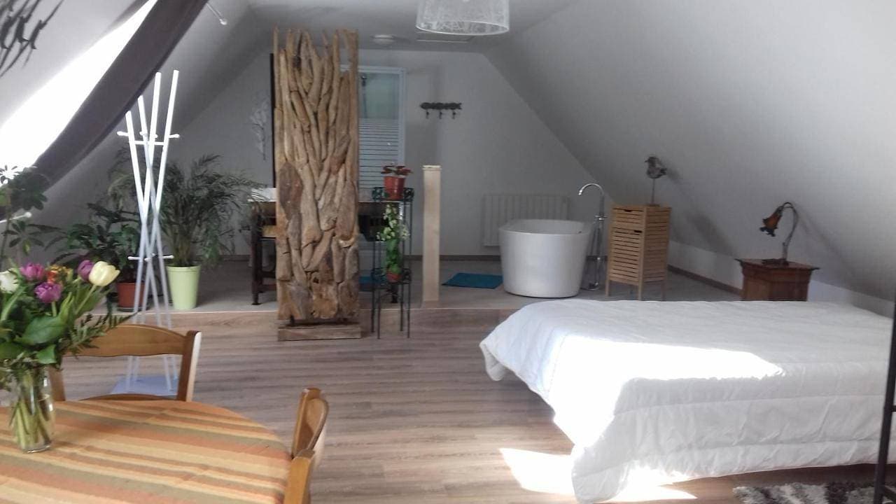 Foto 8 von 9: Triple Room with Bathroom