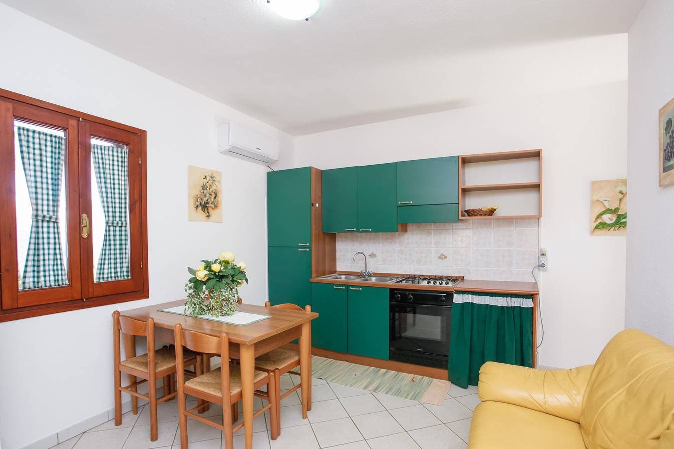 Foto 6 von 17: Ferienhaus "mirtagru Ena casa vacanze" mit 2 privaten Terrassen und WLAN