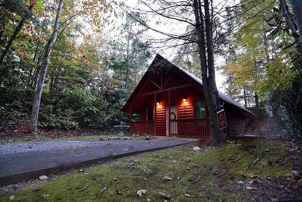Foto 9 von 21: Über $ 700 in Gratis-Tickets, Herz-Whirlpool, Whirlpool, Kingsize-Bett, Internet, 5 Minuten zum Aquarium