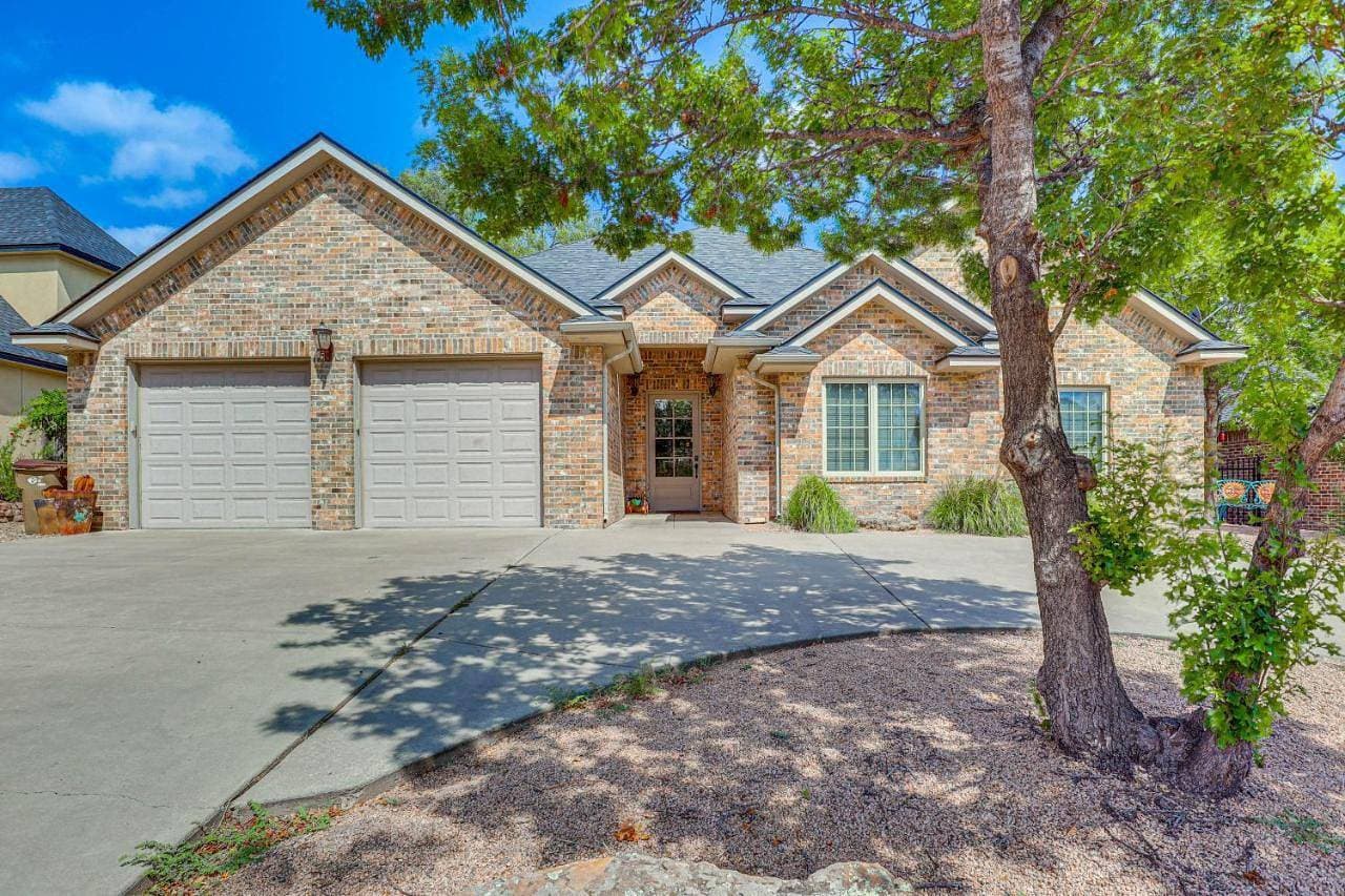Private Hot Tub & Patio: Golf Retreat in Canyon! 1