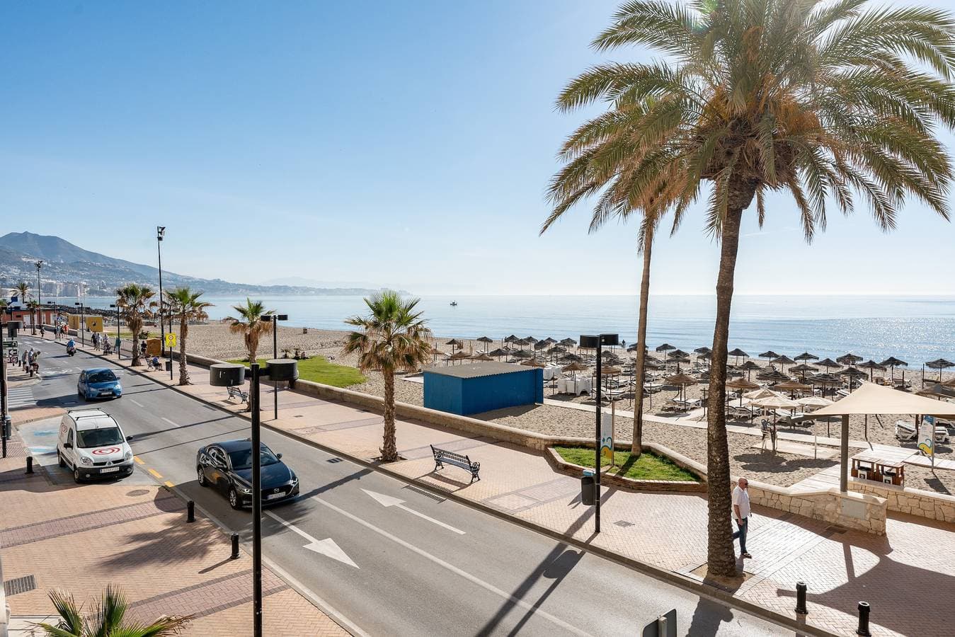 Foto 6 von 19: Ferienwohnung 'Terraza De Ensueño En La Playa' mit Meerblick, Gemeinschaftspool und A/C