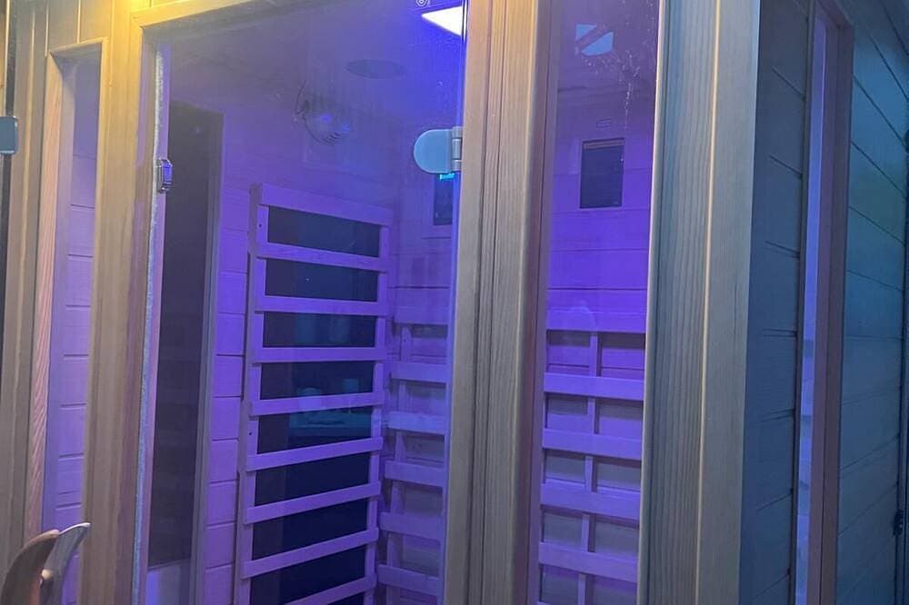 Foto 9 von 17: Exclusive suite****150m2 in mountain inn 2 bedrooms spa private sauna