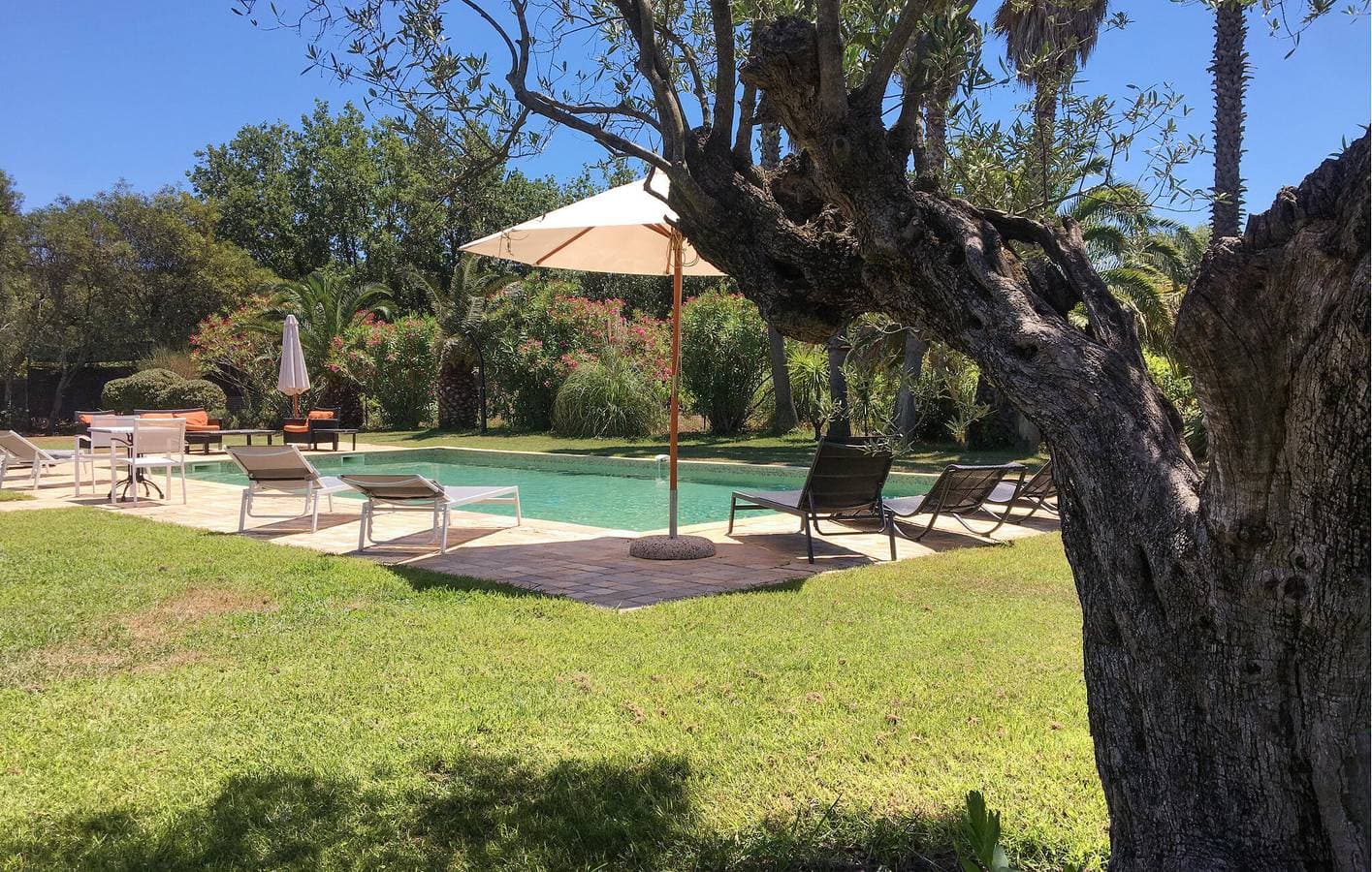 Foto 10 von 31: Luxus-Wohnung mit Pool und Parkplatz in Ramatuelle