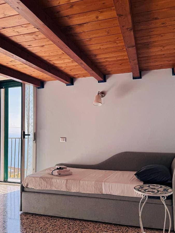 Foto 5 von 31: Apartment with Sea View