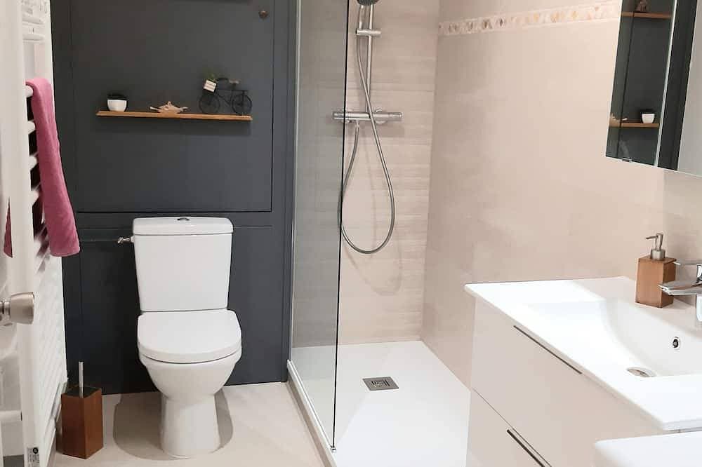 Foto 4 von 30: Arcachon: Ein-Schlafzimmer-Apartment direkt am Strand * Nahe Innenstadt; Internet; Parkplatz; Klimaanlage; 2 Fahrräder