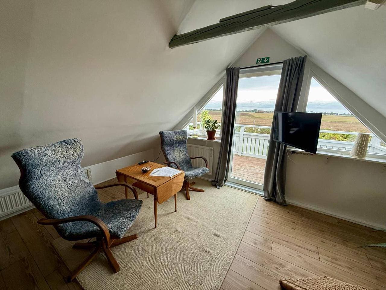 Foto 6 von 21: Double Room with Balcony