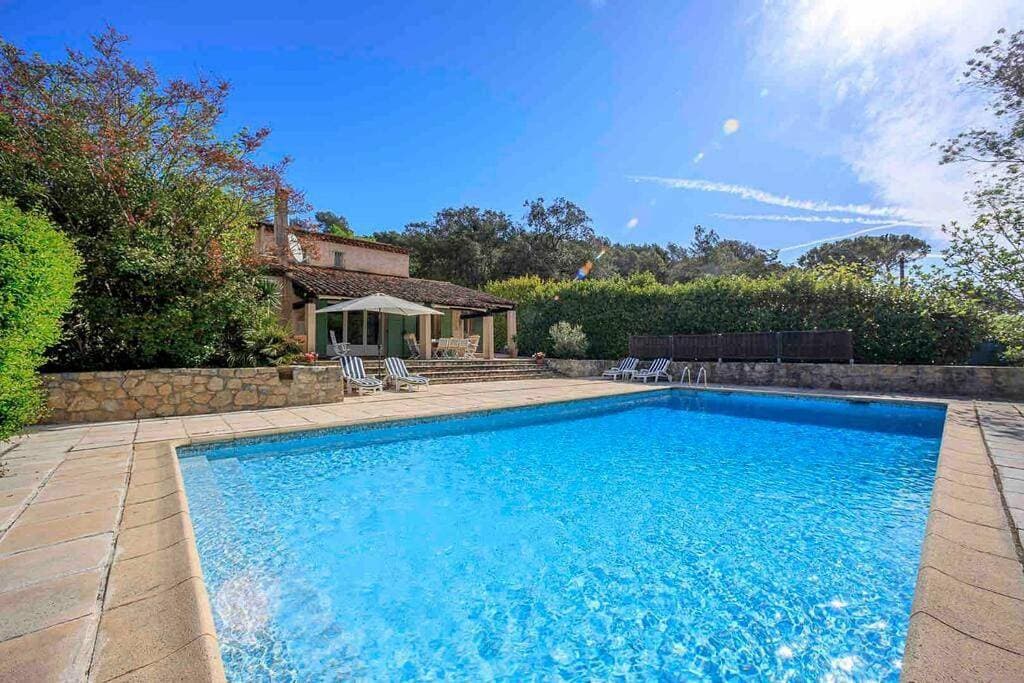 Foto 4 von 20: Provencal Opio Villa with Pool