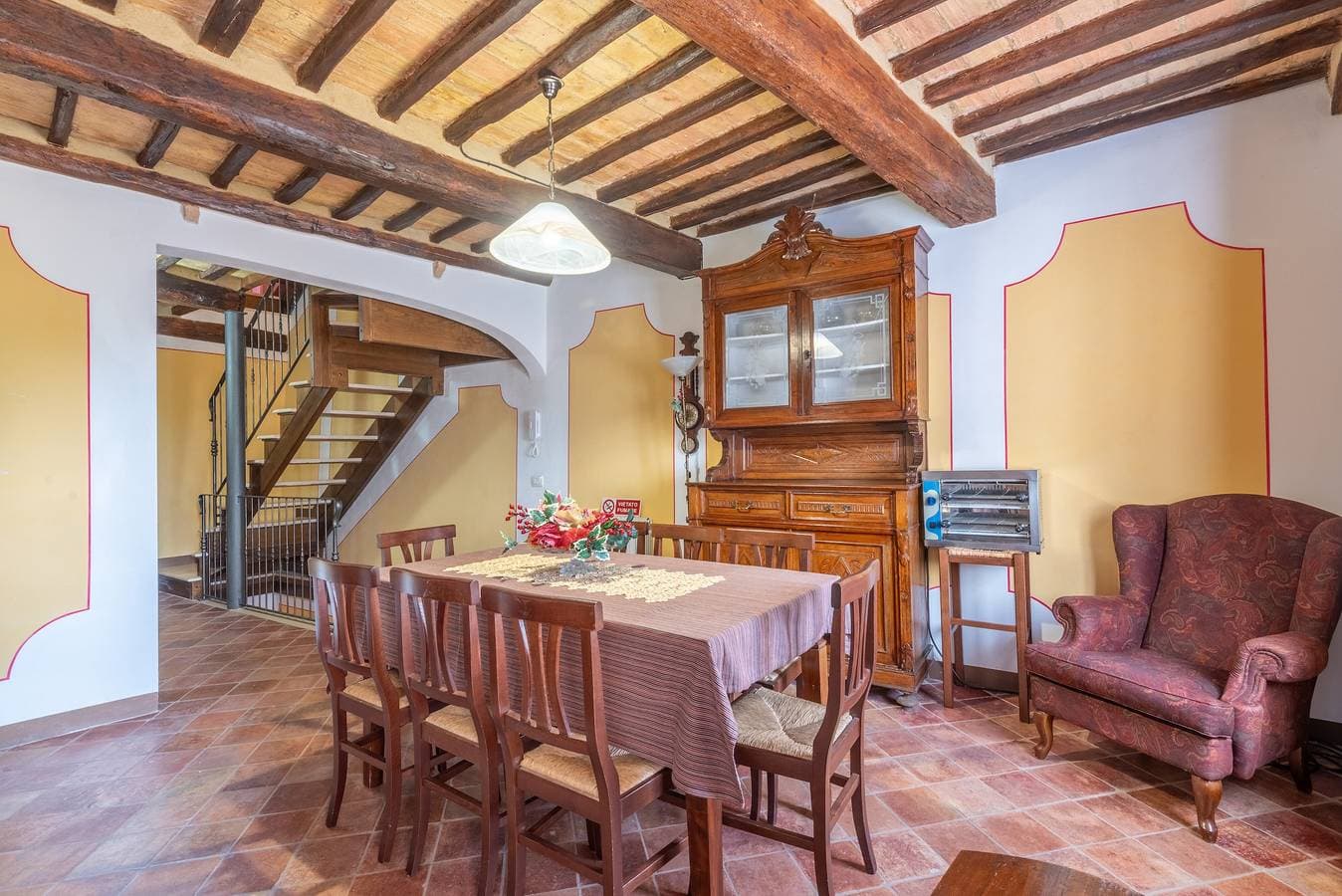 Foto 3 von 28: Zimmer 'Camera Rossa' mit gemeinsamer Terrasse und Wi-Fi