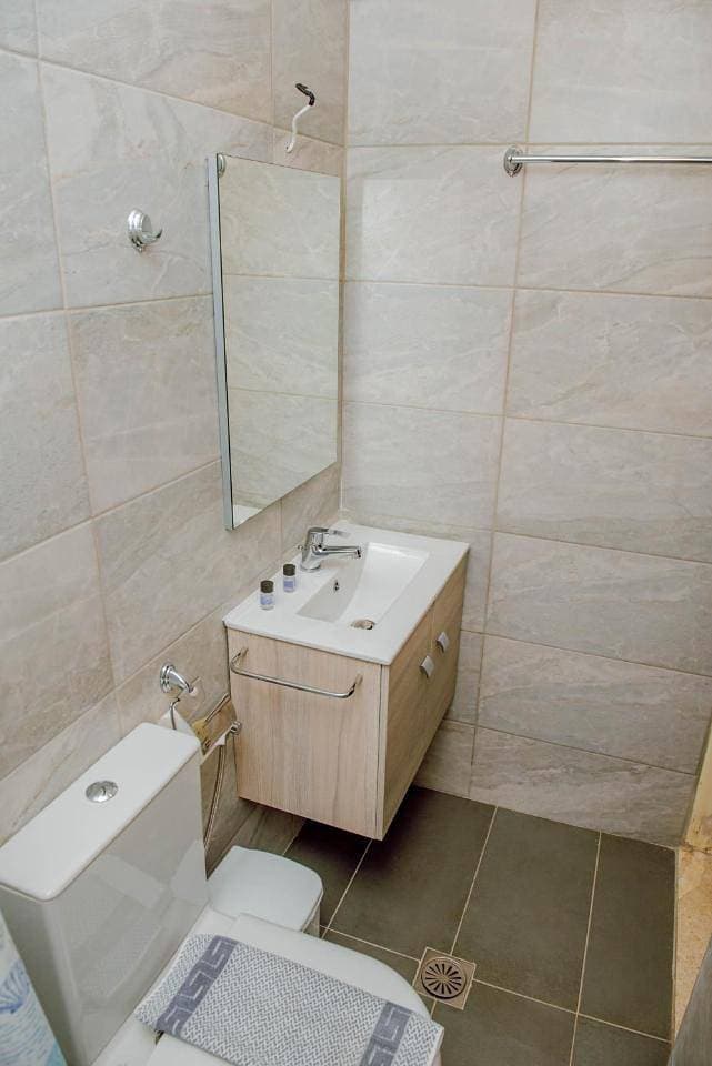 Foto 11 von 11: Double or Twin Room with Side Sea View
