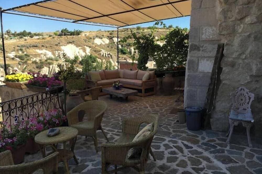 Anitya Dublex Stone House – Charming Cappadocian Retreat with Scenic Terrace 1
