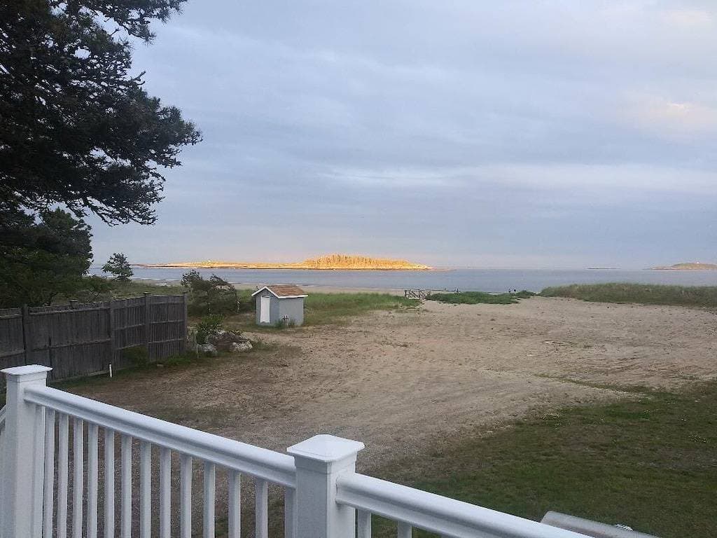 Foto 4 von 48: Driftwood Beachfront Luxury Home Herrlichen Meerblick