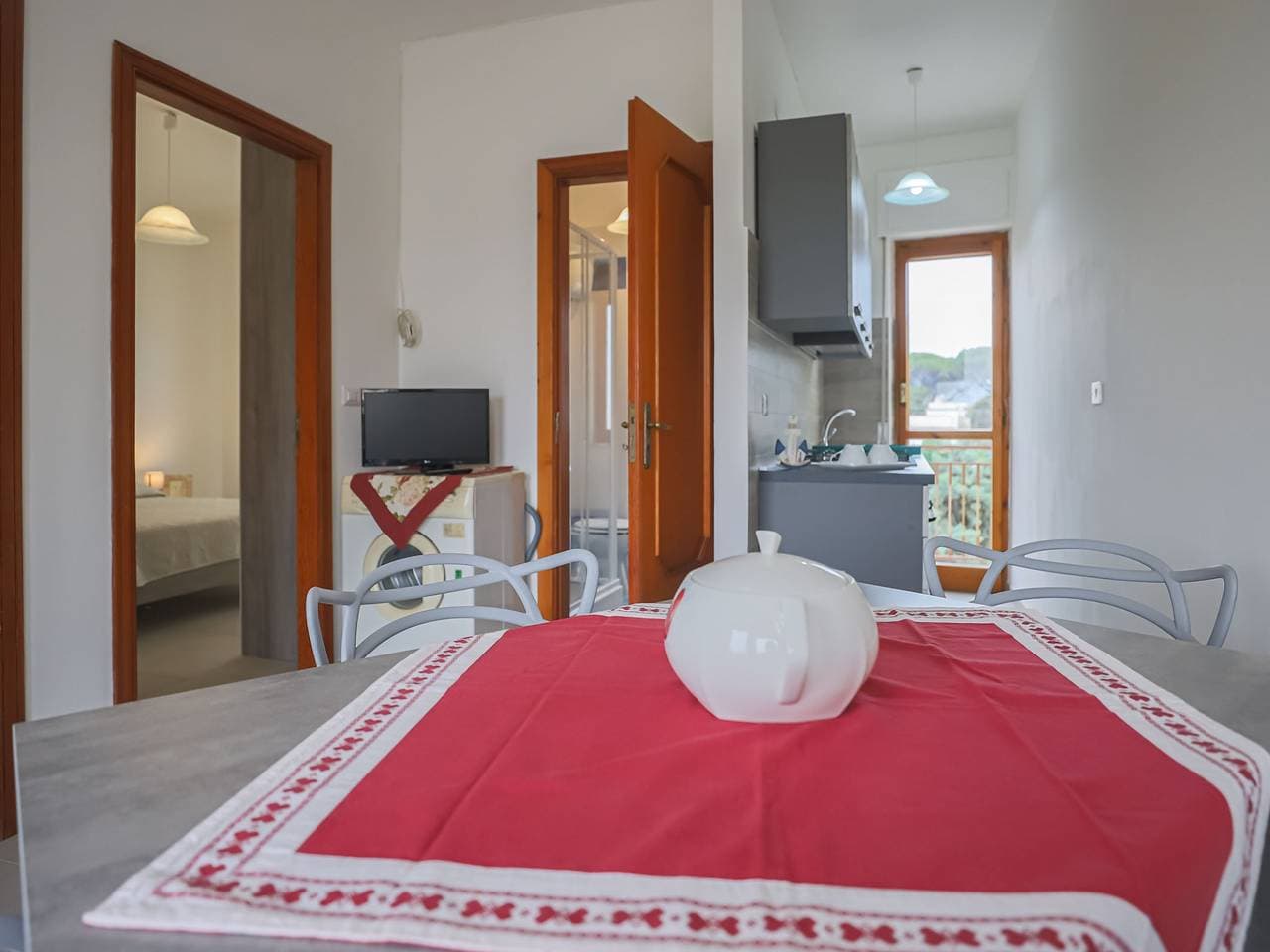 Foto 4 von 10: Ferienwohnung für 5 Personen mit Balkon