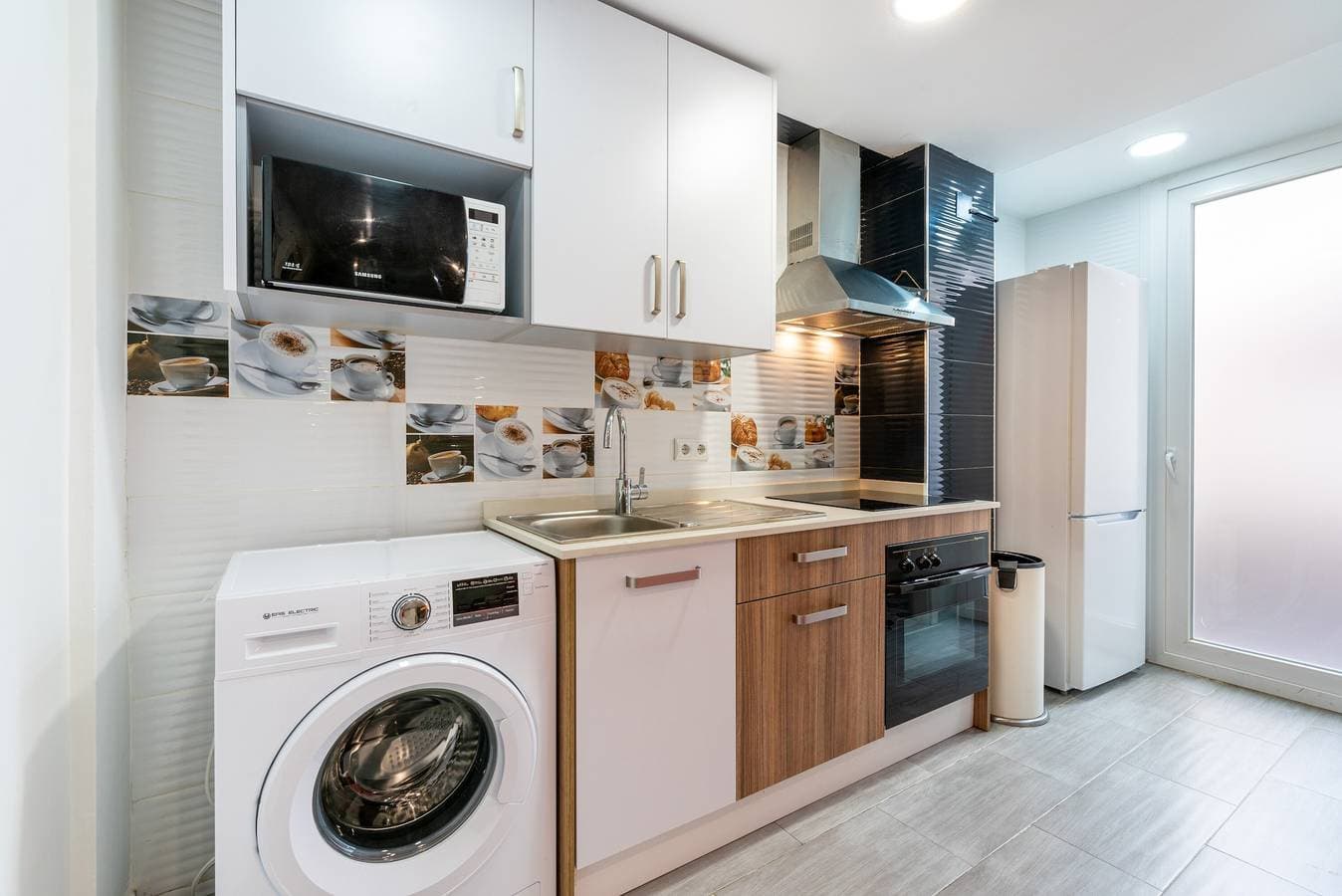 Foto 5 von 21: Ferienwohnung "Centro Estacion Vialia" mit Gemeinschaftspool und WLAN