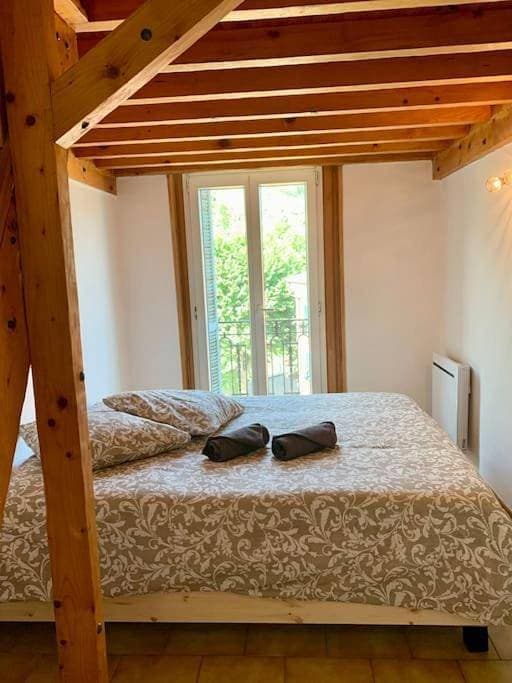 Foto 3 von 7: One-Bedroom Apartment with Balcony and Mountain View