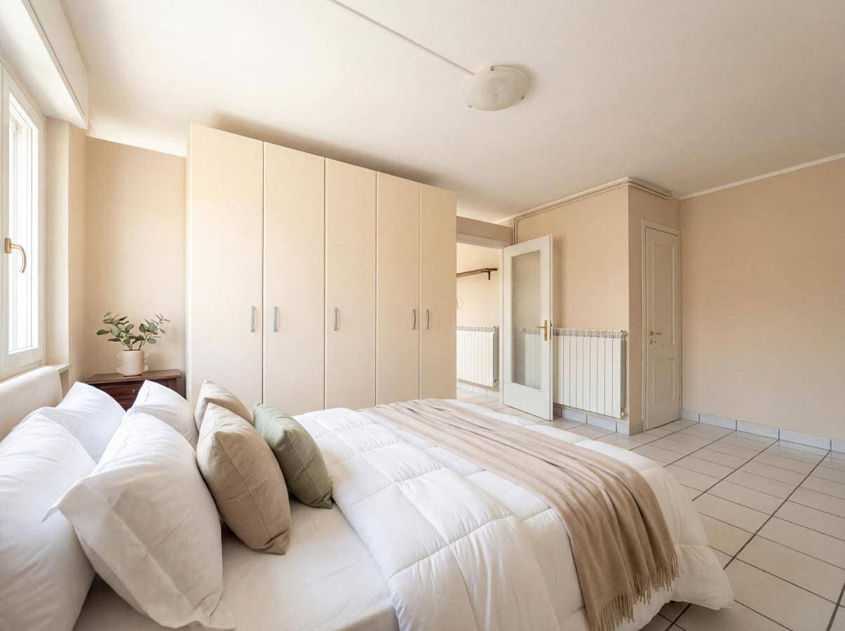 Foto 4 von 16: Two-Bedroom Apartment