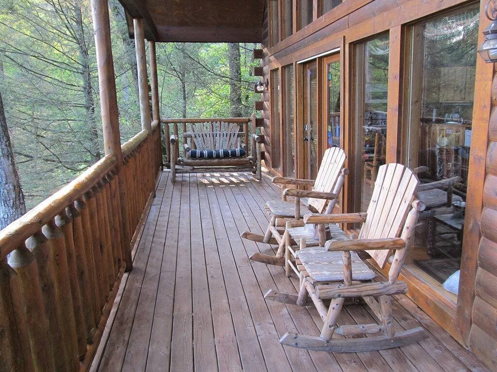 Foto 8 von 24: Just Enuff Cabin - 5 Star Wunderschöne Aussicht in Gatlinburg hat alles was Sie brauchen!