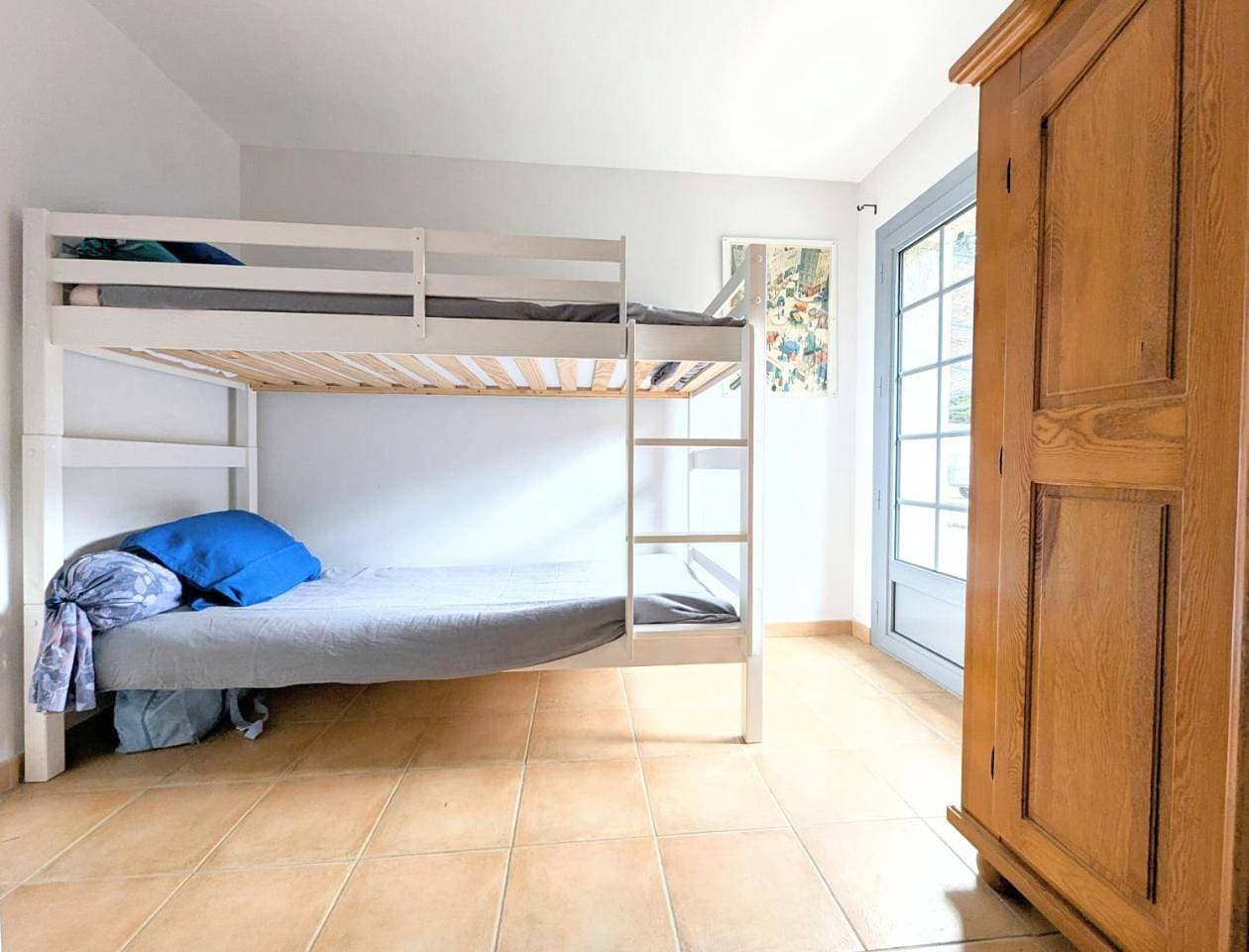 Foto 7 von 17: Three-Bedroom House