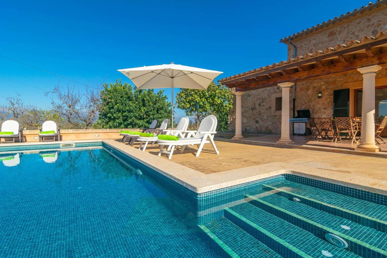 Foto 9 von 38: Cas General (Santa Eugenia)- Schöne rustikale Villa mit privatem Salzpool und kostenlosem WLAN