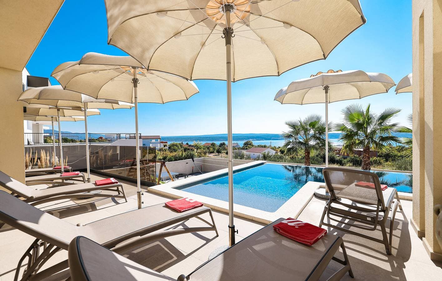 Foto 12 von 64: Modernes Apartment mit Pool, WLAN und Parkplatz in der Nähe von Novigradsko – Mehr
