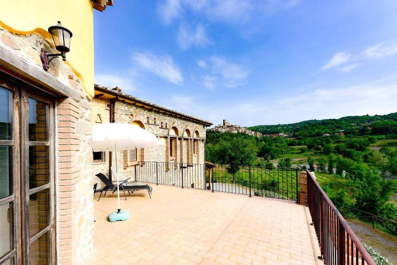 Agriturismo Bio Castello delle Fornaci - Summer Jacuzzi 1