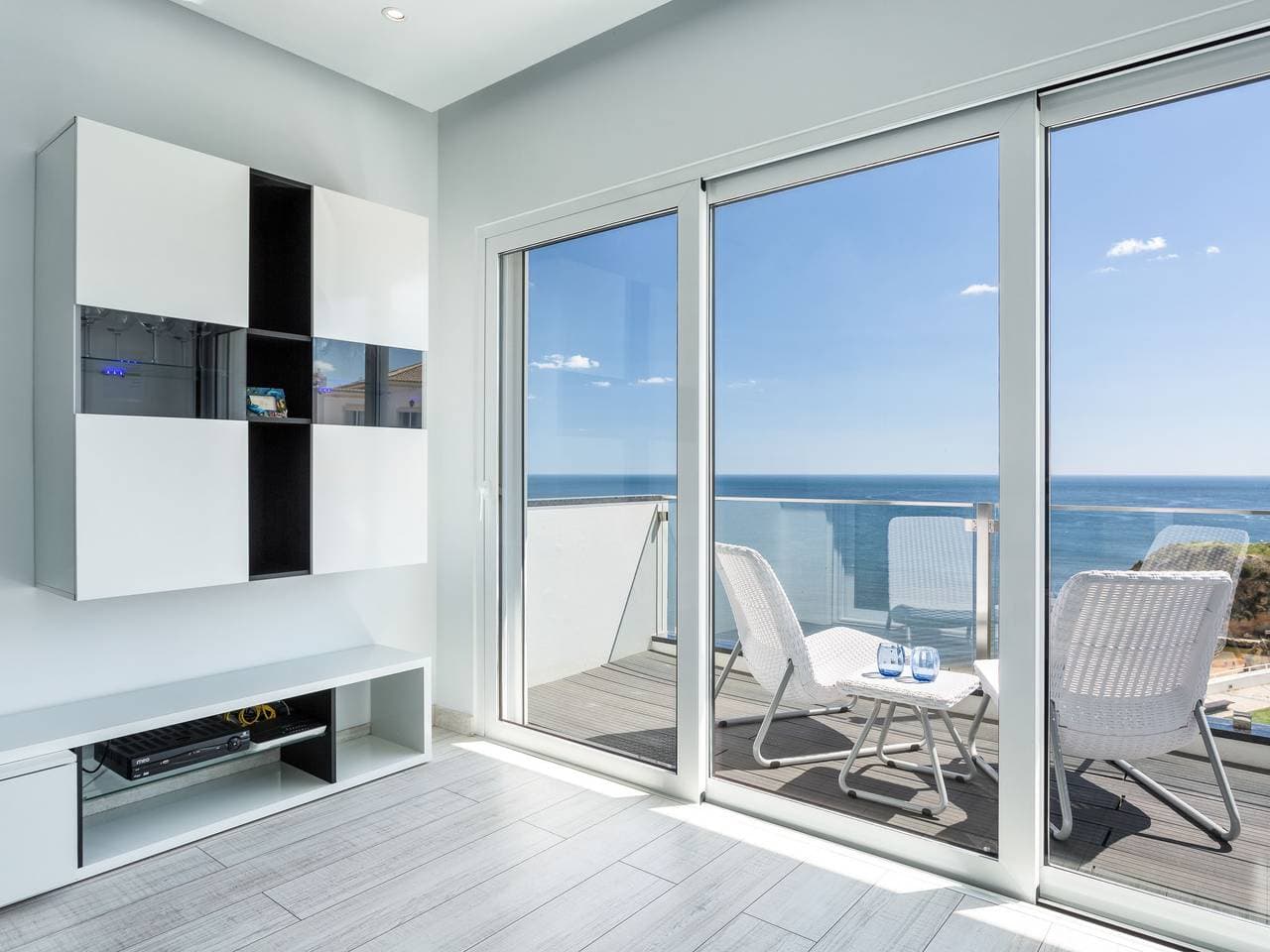Foto 5 von 16: Dream View 50m from the beach
