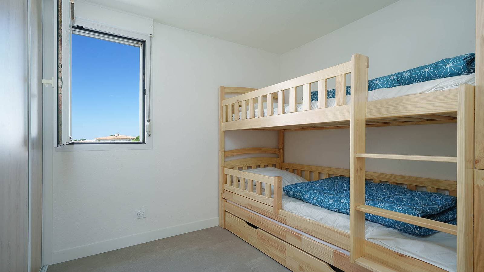 Foto 11 von 14: Savanna Beach 1 N°311