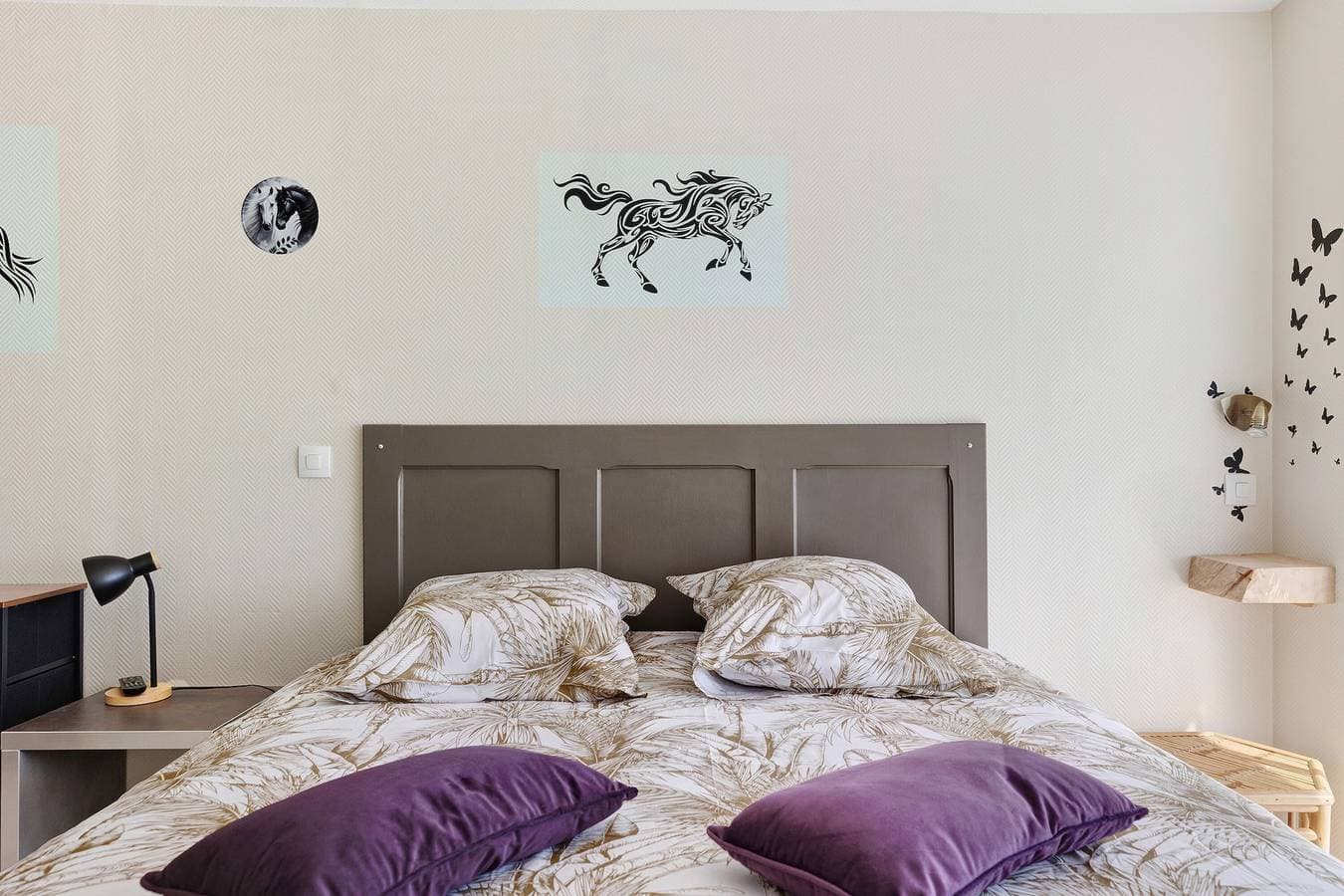Foto 4 von 33: Gästezimmer „La Ferme Des Bigornes - Cheval“ mit gemeinsamer Terrasse, Garten & WLAN