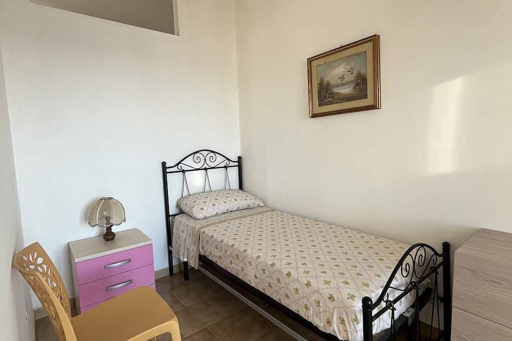Foto 10 von 30: Lungomare Sant'Isidoro 2