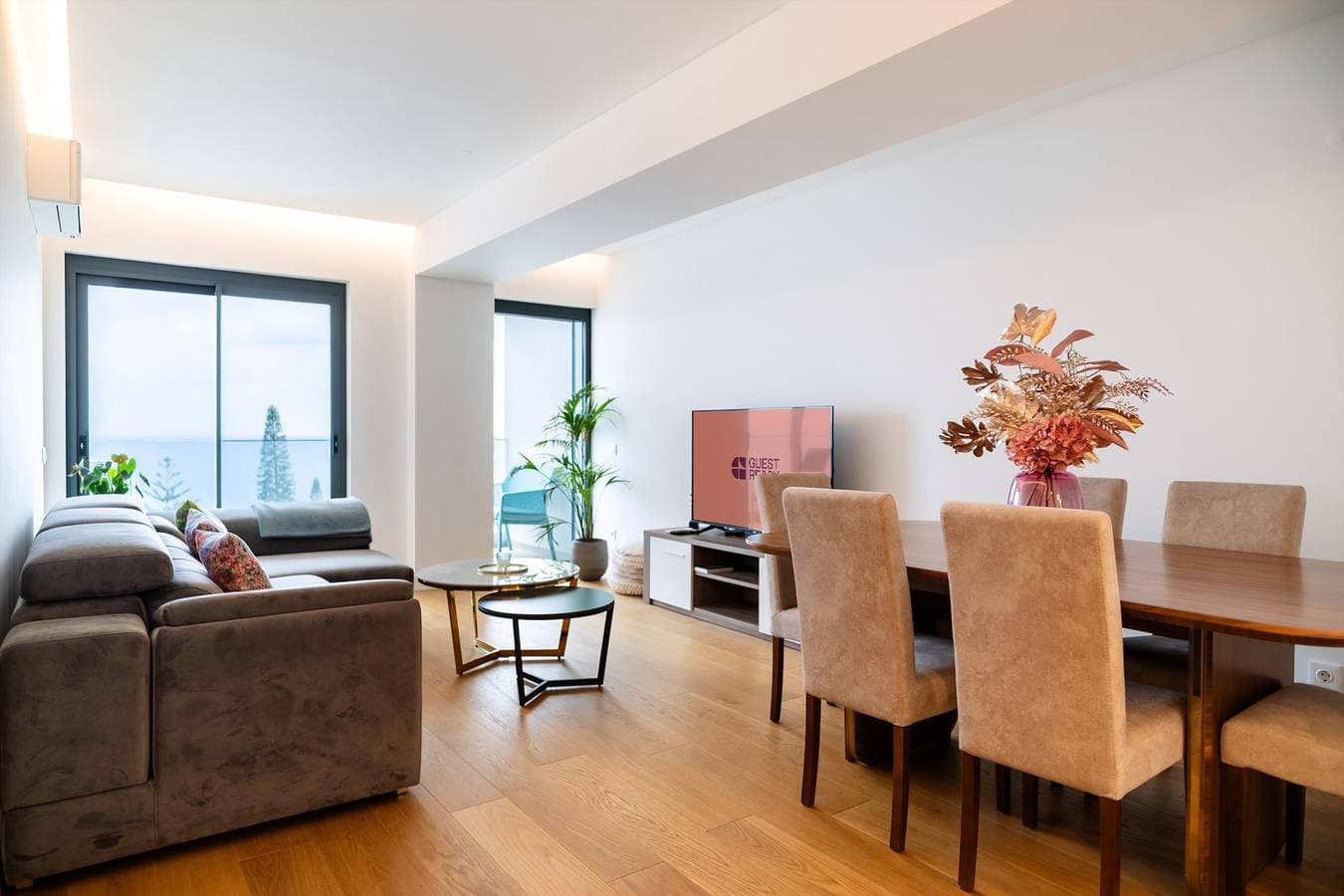 Foto 3 von 57: Ferienwohnung für 4 Personen mit Pool