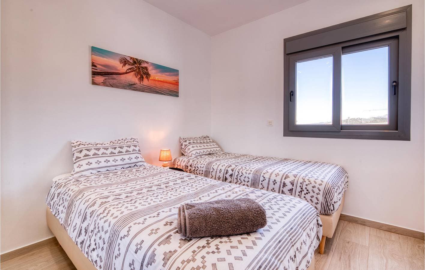 Foto 12 von 41: Apartment mit Meerblick, Pool und Terrasse