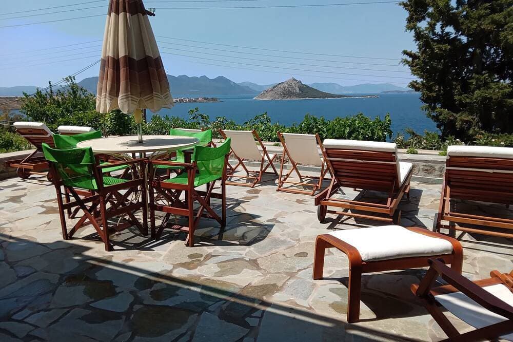 Foto 10 von 30: Geräumiges Haus mit Meerblick und großer Terrasse in ruhiger Lage