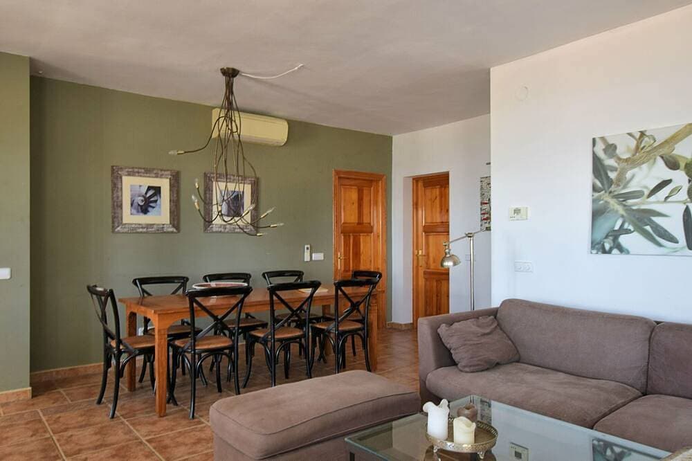 Foto 12 von 25: Villa in Sayalonga mit Privatpool