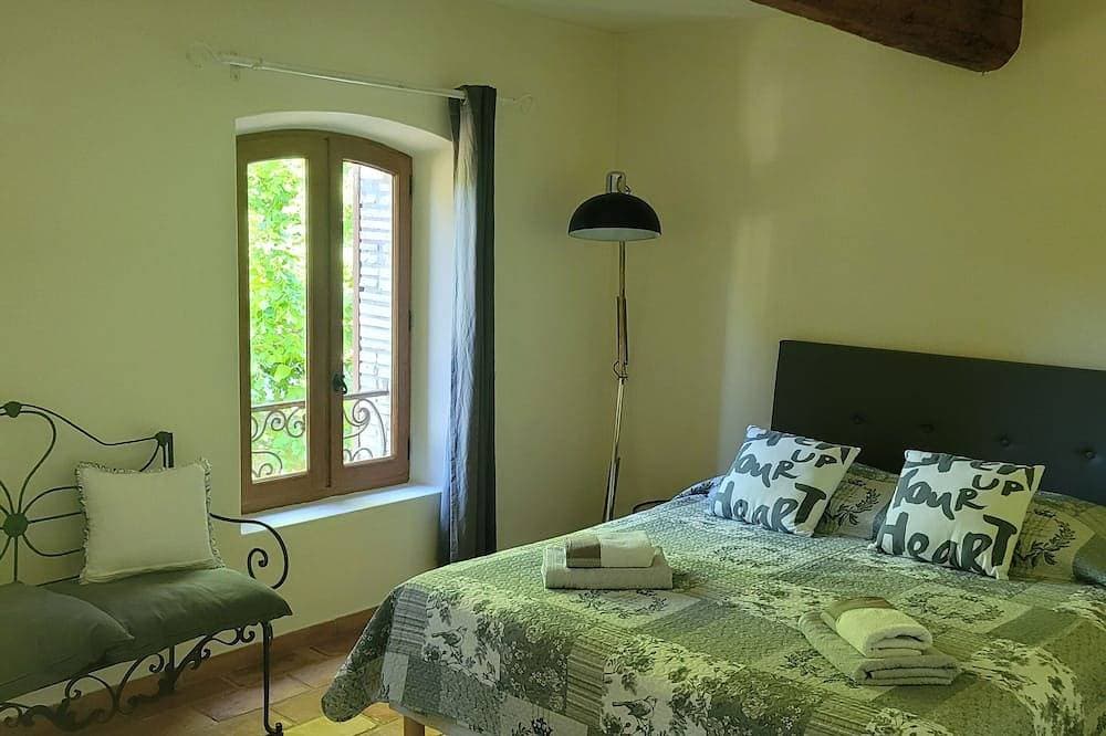 Foto 5 von 18: Steinhaus im provenzalischen Stil mit Pool für 6 Personen