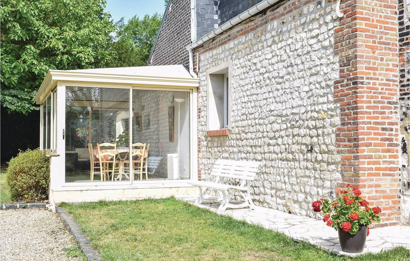Foto 4 von 26: Gartenapartment mit WiFi, Parkplatz und Aussicht